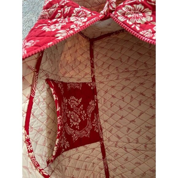 The Chandler Collection (red quilted duffle bag) - Picture 9 of 10